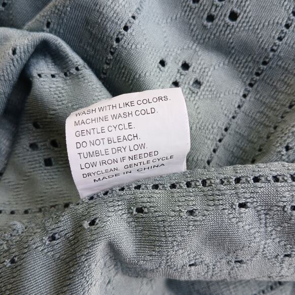 Sage Green Eyelet Tank Top XL V-neck lacy jacquard round hemline semi sheer - Picture 8 of 11